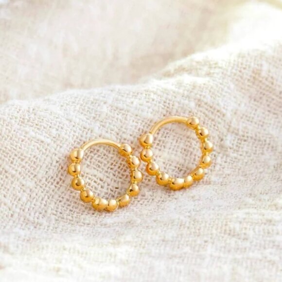 New 18k gold scalloped 12mm huggies. 14k gold filled - Picture 3 of 3